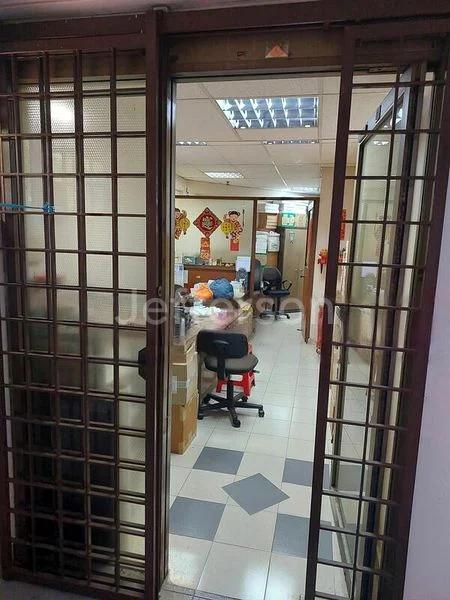 Mall Shop for Sale in  Fook Hai Building - Image 2